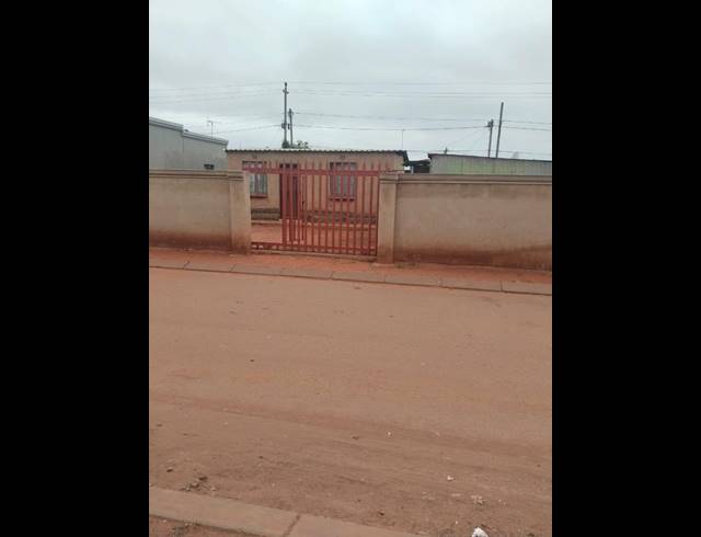 2 BEDROOM HOUSE FOR SALE IN KATLEHONG SOUTH